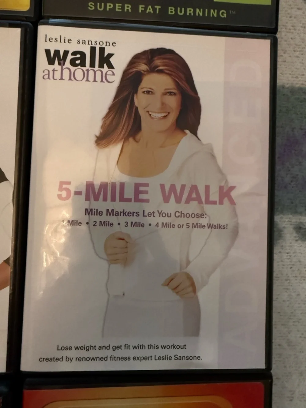 Walk Away the Pounds - Leslie Sansone - Picture 6 of 15